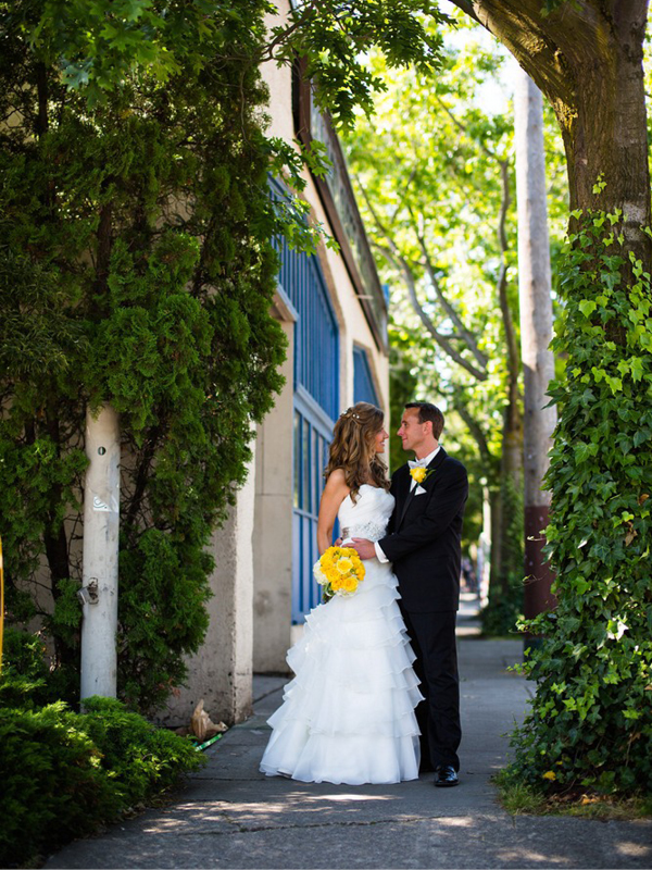 Hennecke-Almeida Wedding Vertical2