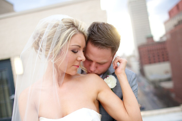 Swanky Black and Gold Wedding from Rife Ponce Photography // See the rest of the gorgeous details at Elegance & Enchantment