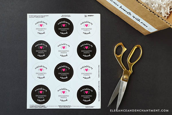 Own an Etsy shop or sell handmade goods online or at craft shows? Add professional packaging details to your shipments using this collection of free printables from Elegance & Enchantment. Included are round sealing stickers, handle with care stickers, and thank you note cards. Both the sealing stickers and thank you note cards are customizable so you can type in your own name and promote your business! // Compatible with Avery products 22807, 08217 and 8387. 