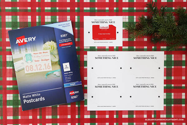 Keep your holiday gift giving simple and elegant with this collection of free printables: stickers, cards and gift tags, all compatible with Avery products for easy printing and assembly. // Designs from Elegance and Enchantment