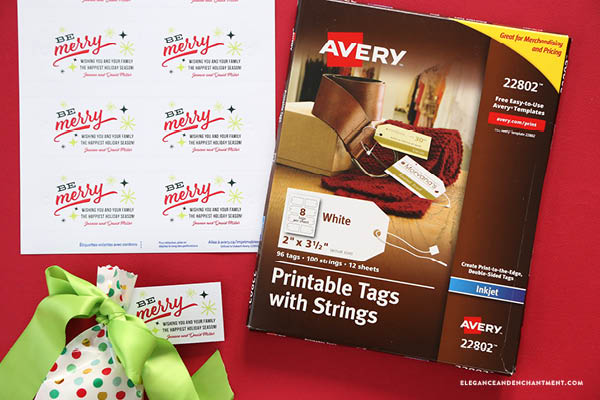 Throw the most fabulous retro-inspired holiday party with this collection of free printables: an invitation, mailing labels and gift tags, all compatible with Avery products for easy printing and assembly. // Designs from Elegance and Enchantment