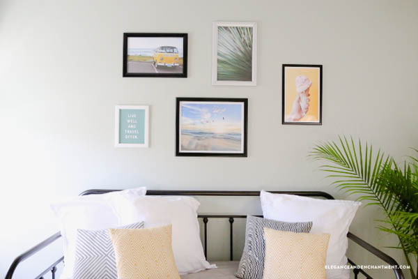 Do you like to switch up to look of your wall decor? SnapeZo has made it easy for us with their revolutionary frames. In this post, I show you how to utilize them to change your artwork while keeping your frames up on the wall. // From Elegance and Enchantment // Sponsored by SnapeZo #gallerywall